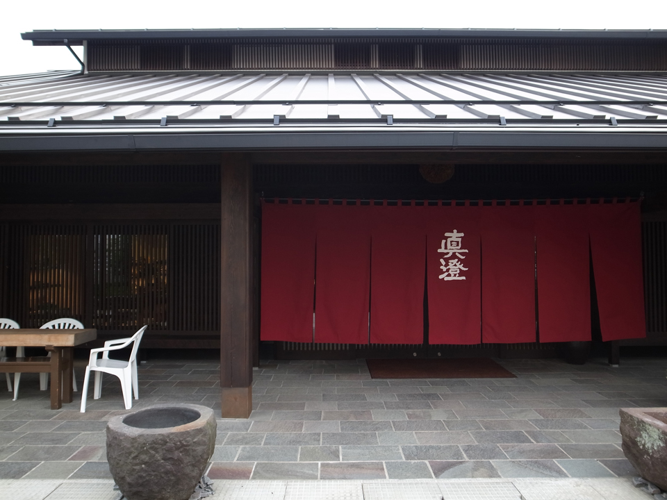 宮坂醸造株式会社 木材用水性塗料│ガードラック