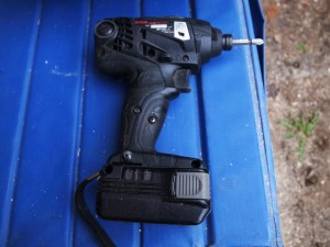 インパクトドライバー